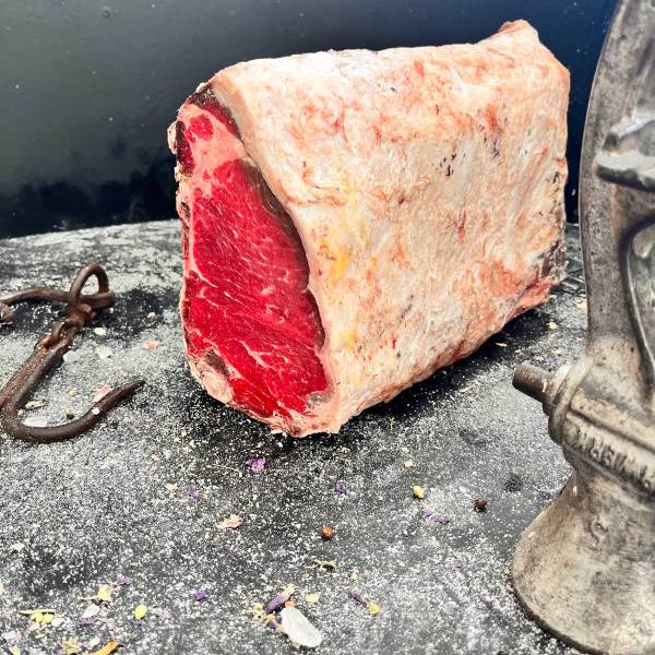 Newyork Steak Prime Plus 1 Kg, BMS 3-4, Grade Quality A3  (1)