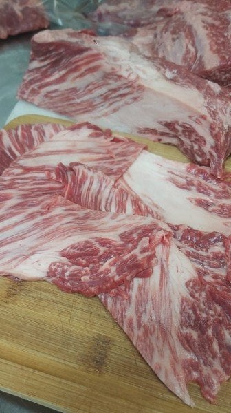 Dana Brisket Prime Plus + 1 Kg, BMS 8-9, Grade Quality A5 (1)